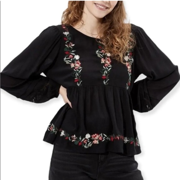 American Eagle Outfitters Tops - American Eagle Outfitters Black Floral Embroidered Blouse